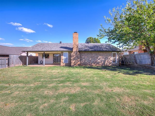 8805 Dena Lane, Oklahoma City, OK 73132