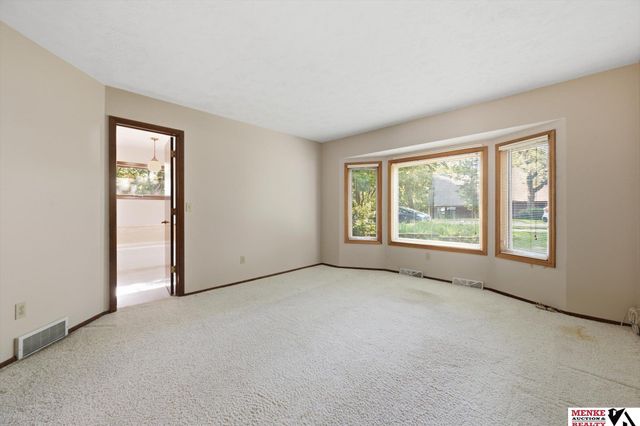 314 Forest Drive, Bellevue, NE 68005