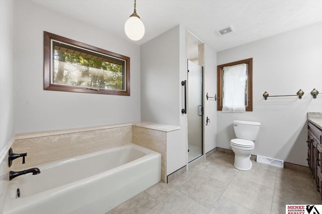 314 Forest Drive, Bellevue, NE 68005
