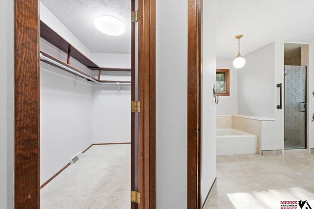 314 Forest Drive, Bellevue, NE 68005