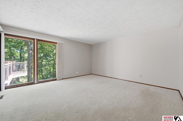 314 Forest Drive, Bellevue, NE 68005