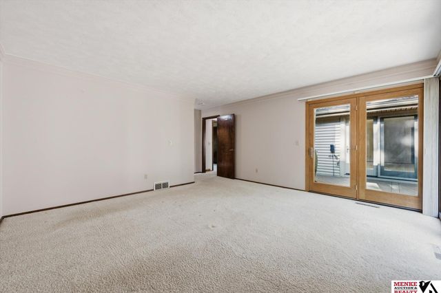 314 Forest Drive, Bellevue, NE 68005