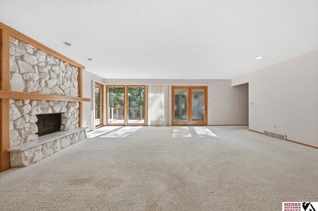 314 Forest Drive, Bellevue, NE 68005