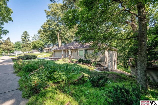 314 Forest Drive, Bellevue, NE 68005