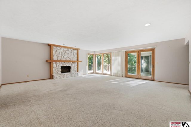 314 Forest Drive, Bellevue, NE 68005
