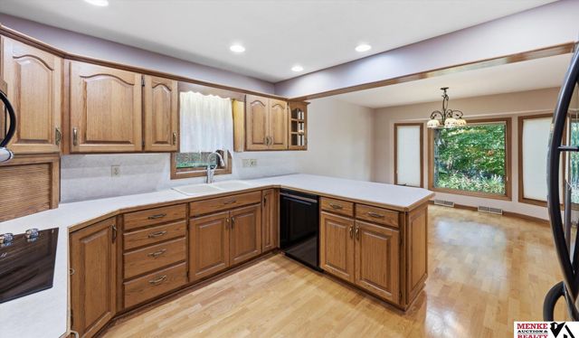 314 Forest Drive, Bellevue, NE 68005