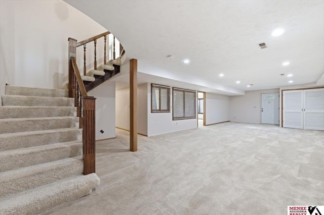 314 Forest Drive, Bellevue, NE 68005