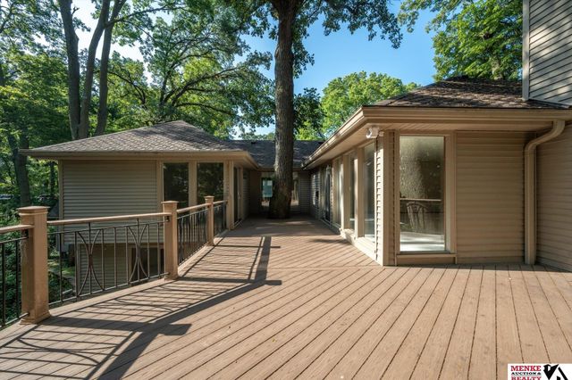 314 Forest Drive, Bellevue, NE 68005