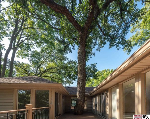 314 Forest Drive, Bellevue, NE 68005