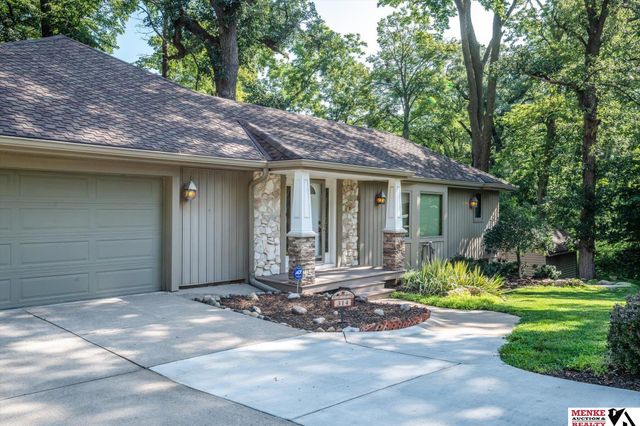 314 Forest Drive, Bellevue, NE 68005