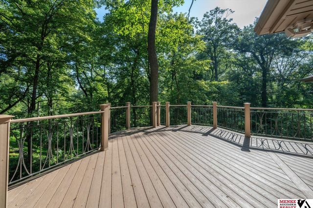 314 Forest Drive, Bellevue, NE 68005