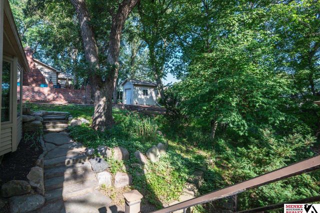 314 Forest Drive, Bellevue, NE 68005