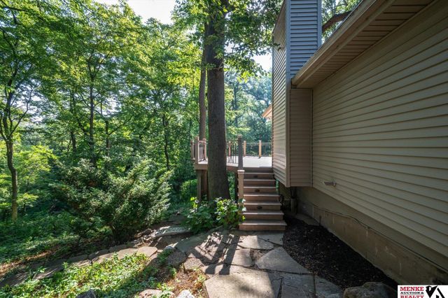 314 Forest Drive, Bellevue, NE 68005