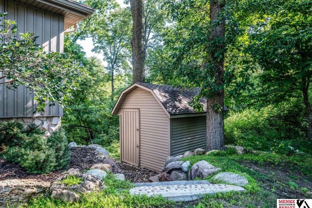 314 Forest Drive, Bellevue, NE 68005