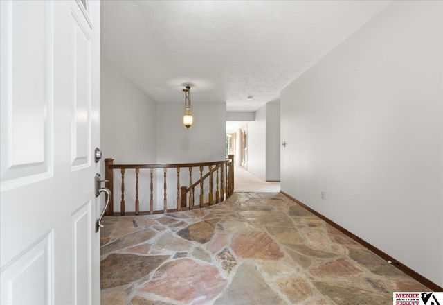 314 Forest Drive, Bellevue, NE 68005