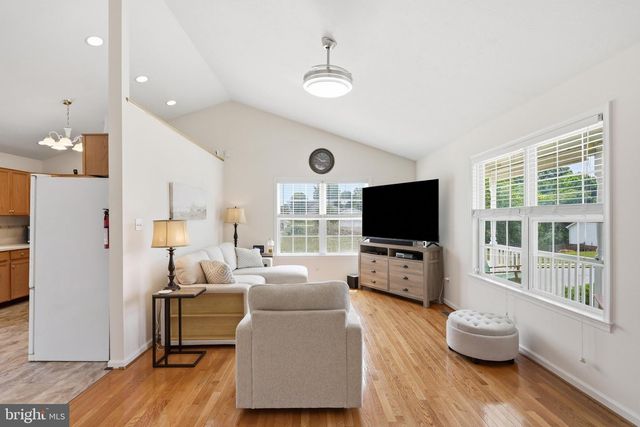 20 PHILIPS CT, Strasburg, VA 22657
