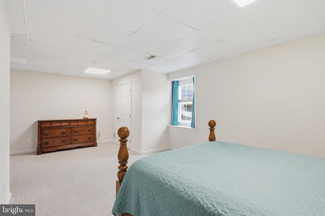 20 PHILIPS CT, Strasburg, VA 22657