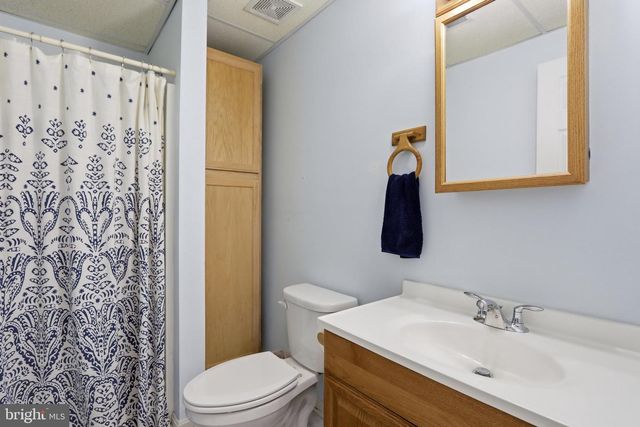 20 PHILIPS CT, Strasburg, VA 22657