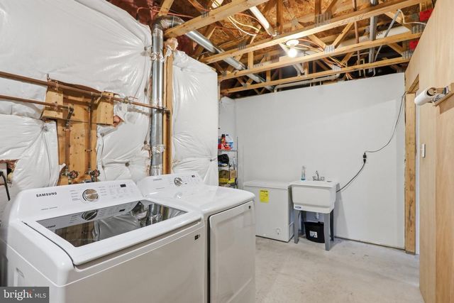 20 PHILIPS CT, Strasburg, VA 22657