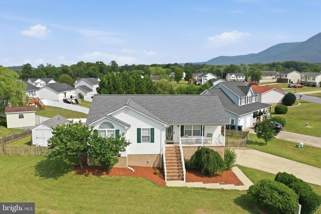 20 PHILIPS CT, Strasburg, VA 22657