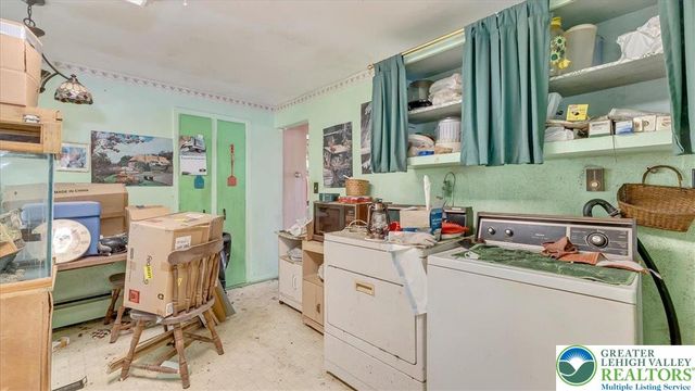 202 Price Road, Hamilton Twp, PA 18360