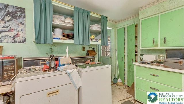 202 Price Road, Hamilton Twp, PA 18360