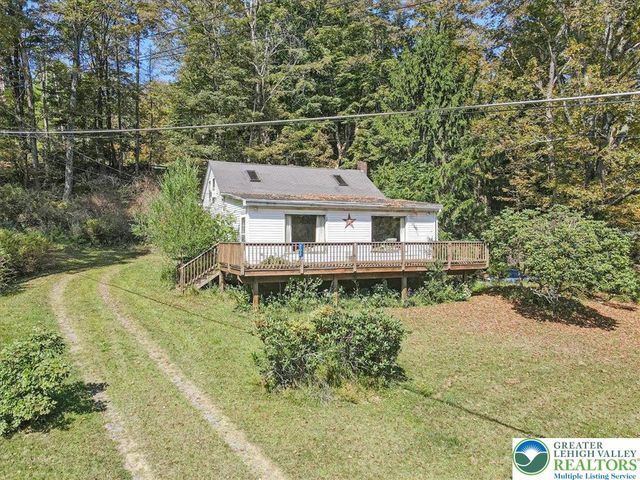 202 Price Road, Hamilton Twp, PA 18360