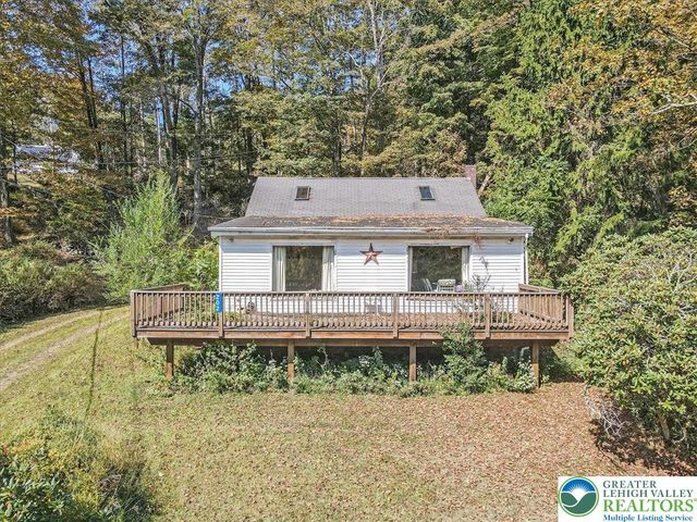 202 Price Road, Hamilton Twp, PA 18360