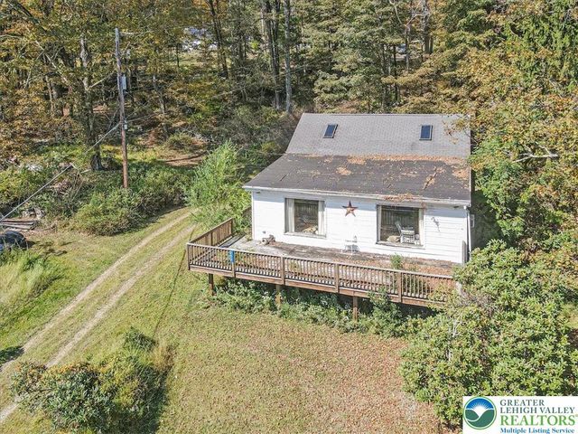 202 Price Road, Hamilton Twp, PA 18360