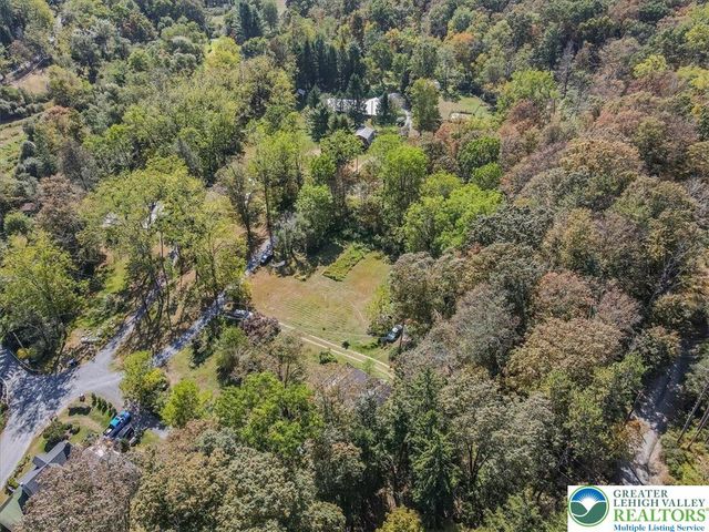 202 Price Road, Hamilton Twp, PA 18360
