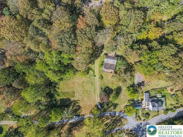 202 Price Road, Hamilton Twp, PA 18360