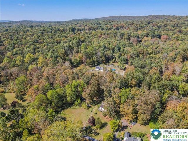 202 Price Road, Hamilton Twp, PA 18360