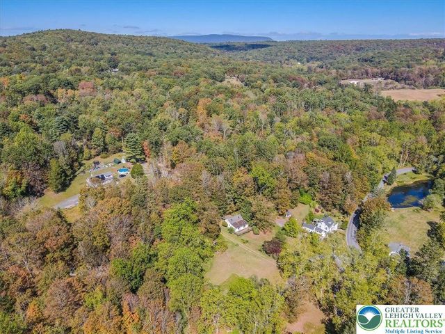 202 Price Road, Hamilton Twp, PA 18360