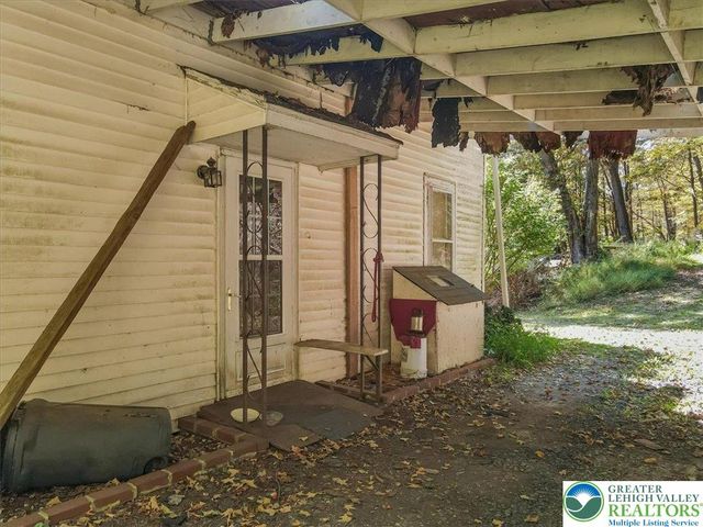 202 Price Road, Hamilton Twp, PA 18360