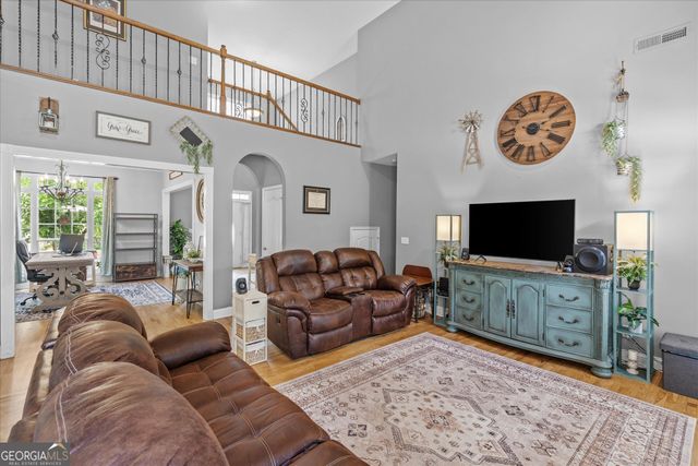 170 Central Heights Drive, Carrollton, GA 30116
