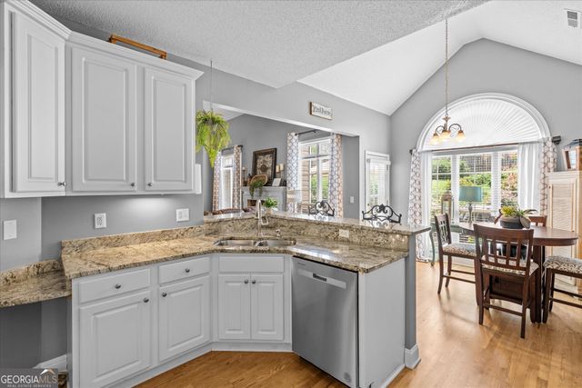 170 Central Heights Drive, Carrollton, GA 30116
