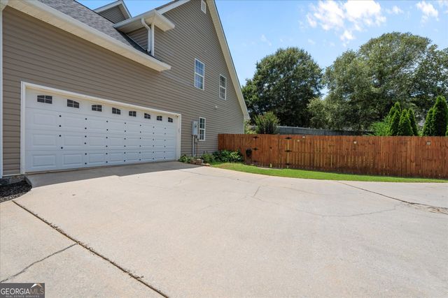 170 Central Heights Drive, Carrollton, GA 30116
