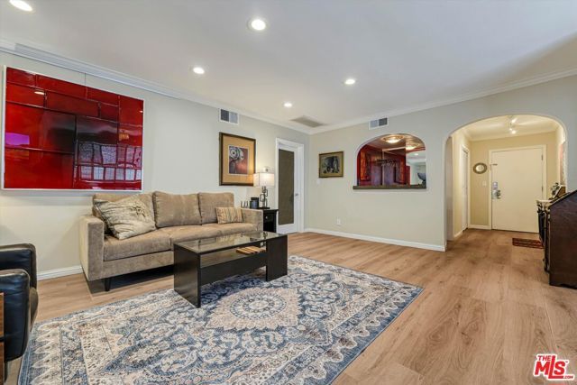 1734 N Fuller Avenue 307, Los Angeles, CA 90046