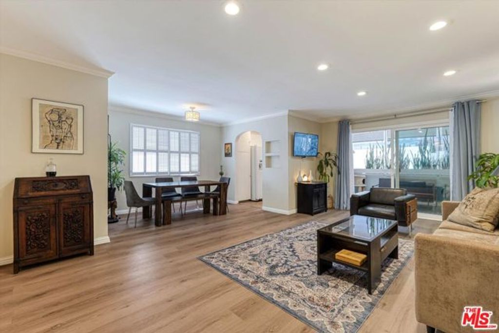 1734 N Fuller Avenue 307, Los Angeles, CA 90046