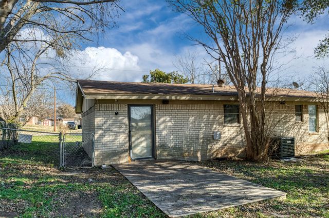 1407 Franklin Street, Weatherford, TX 76086