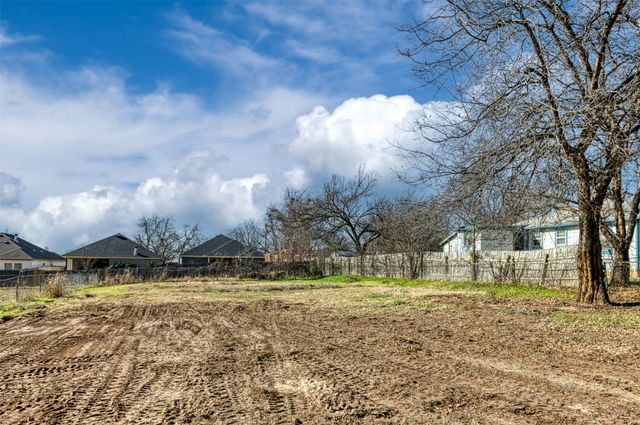 1407 Franklin Street, Weatherford, TX 76086