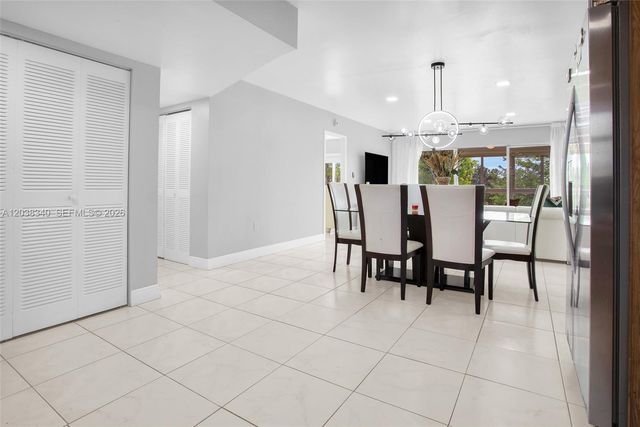 8331 Sands Point Blvd C308, Tamarac, FL 33321