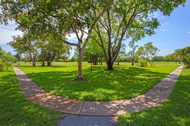 8331 Sands Point Blvd C308, Tamarac, FL 33321