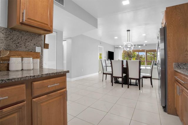 8331 Sands Point Blvd C308, Tamarac, FL 33321