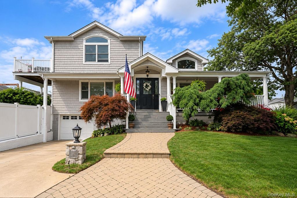3970 Darby Lane, Seaford, NY 11783 — exterior