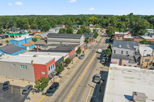 122 W Superior Street, Wayland, MI 49348