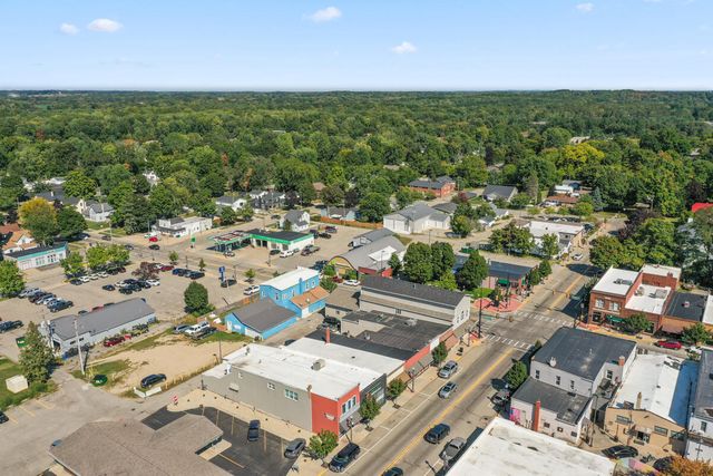 122 W Superior Street, Wayland, MI 49348