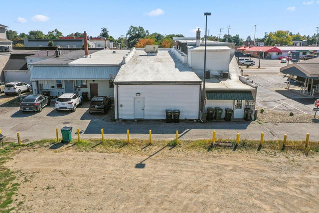 122 W Superior Street, Wayland, MI 49348