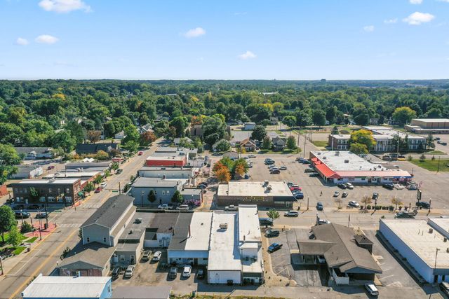 122 W Superior Street, Wayland, MI 49348