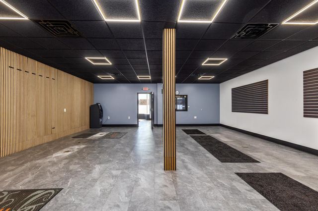 122 W Superior Street, Wayland, MI 49348